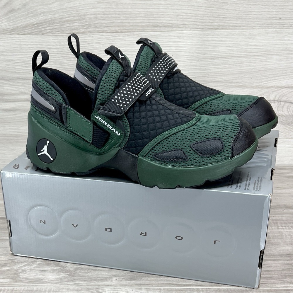 Nike Air Jordan Trunner LX Fir Green HQ2164-300 Women 11.5 / Mens 10